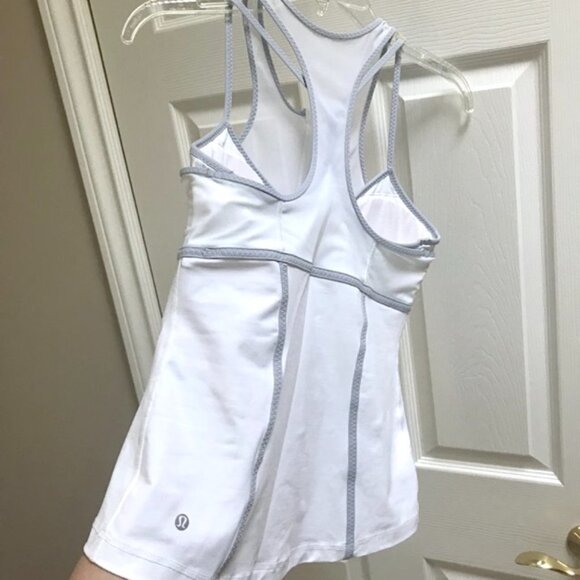 Pretty Lululemon Petal Pace White Tank Top With Mesh Neckline - Picture 8 of 9